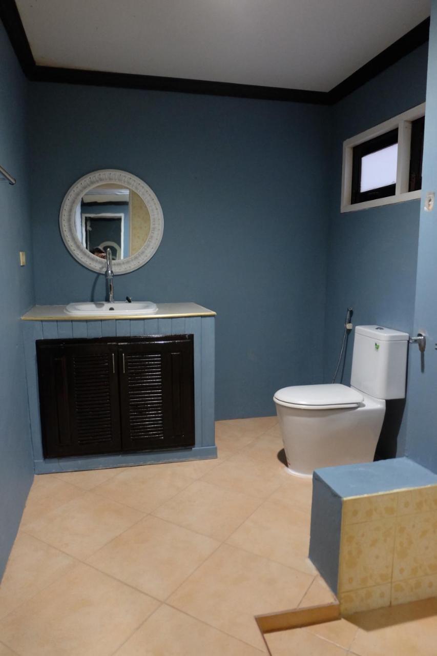 Florentino Hostel ラヨーン エクステリア 写真